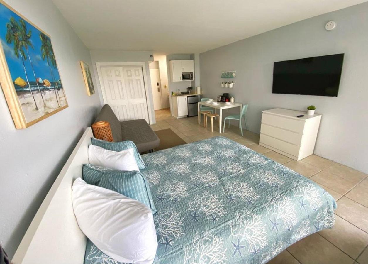 Castaways Resort Studios Daytona Beach Eksteriør billede