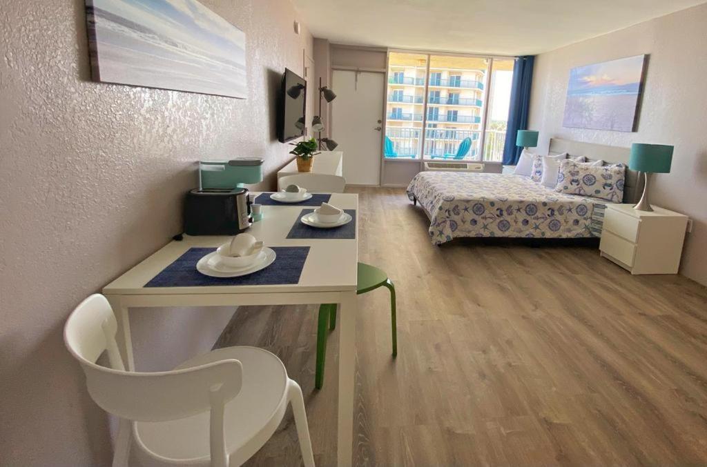Castaways Resort Studios Daytona Beach Eksteriør billede