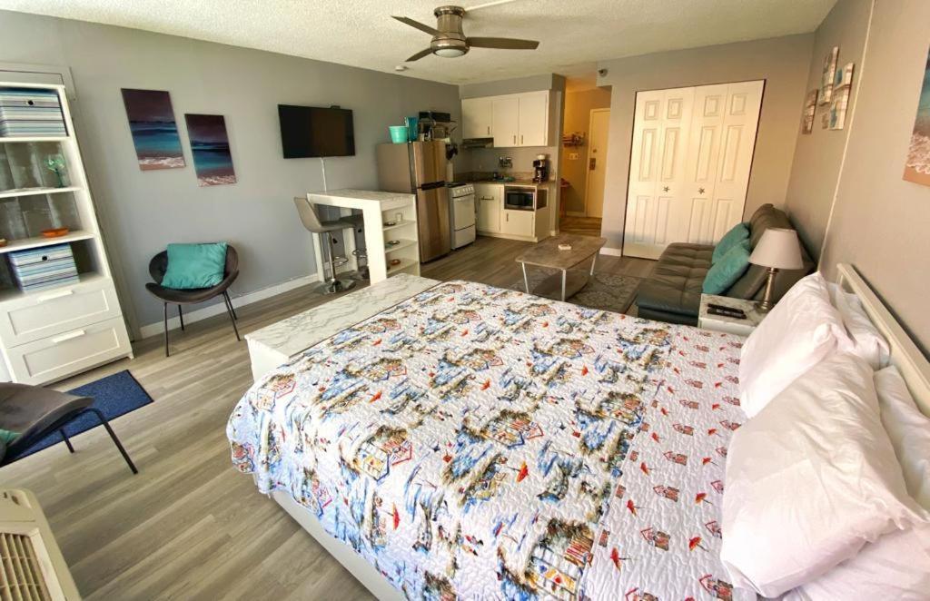 Castaways Resort Studios Daytona Beach Eksteriør billede
