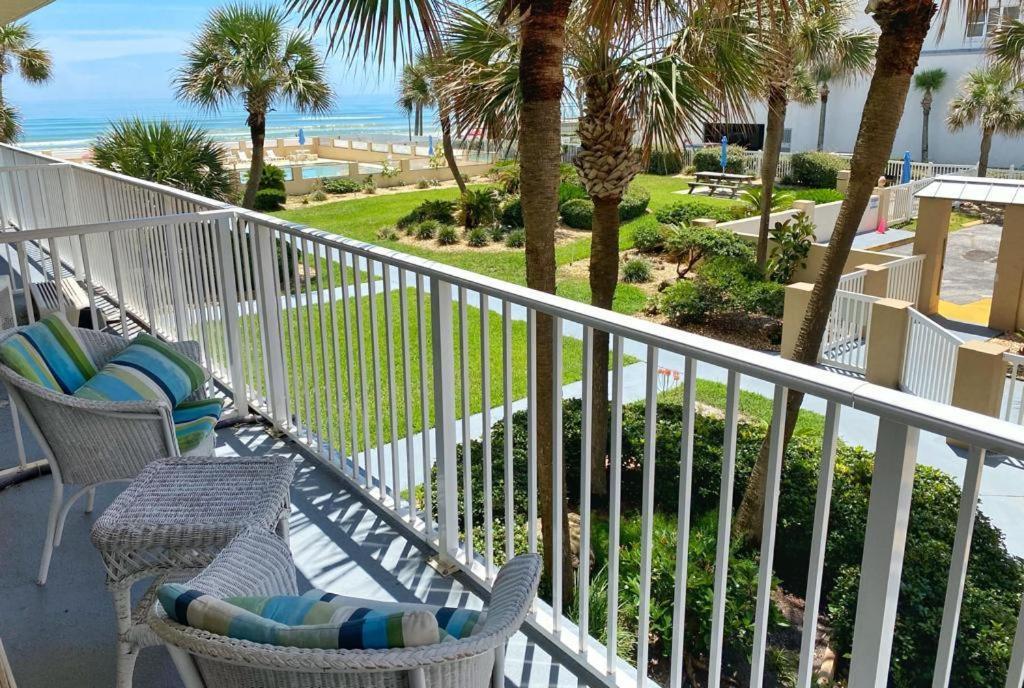 Castaways Resort Studios Daytona Beach Eksteriør billede